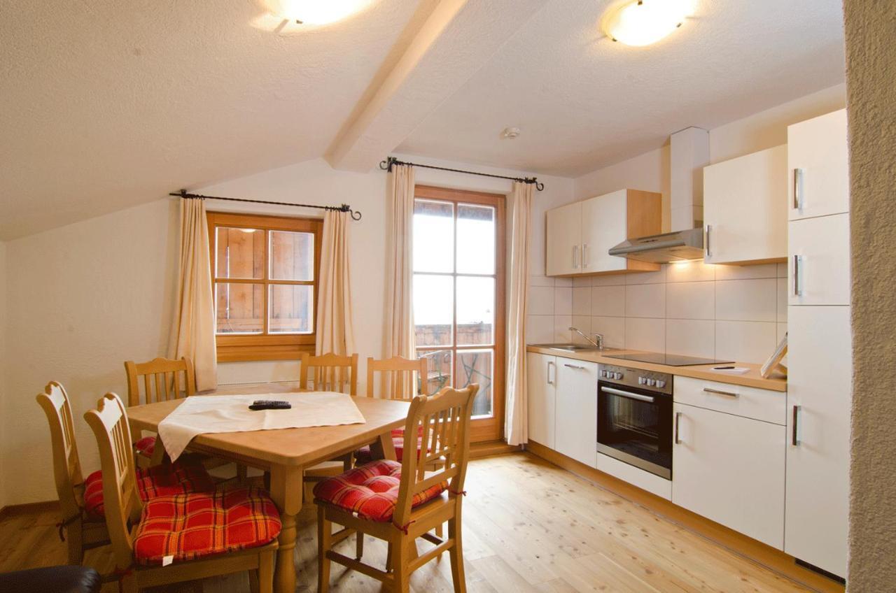 Apartament Weberstube Weberhaus Zollhaus Zollstoeckl Obertilliach Zewnętrze zdjęcie